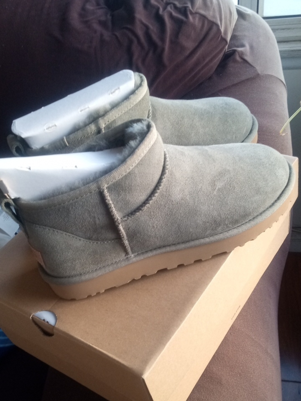Uggs Women's Ultra Mini Classic Boots Olive Green New In Box Size 9